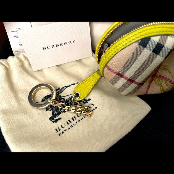 Burberry Dome Keychain Purse - Picture 4 of 10